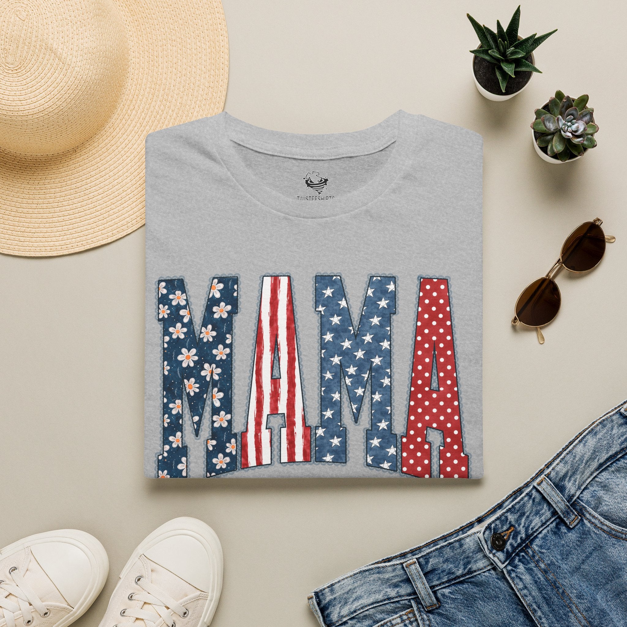 Mama T‑Shirt — Patriotic American Flag Floral Mama Tee for Mother's Day & 4th of July