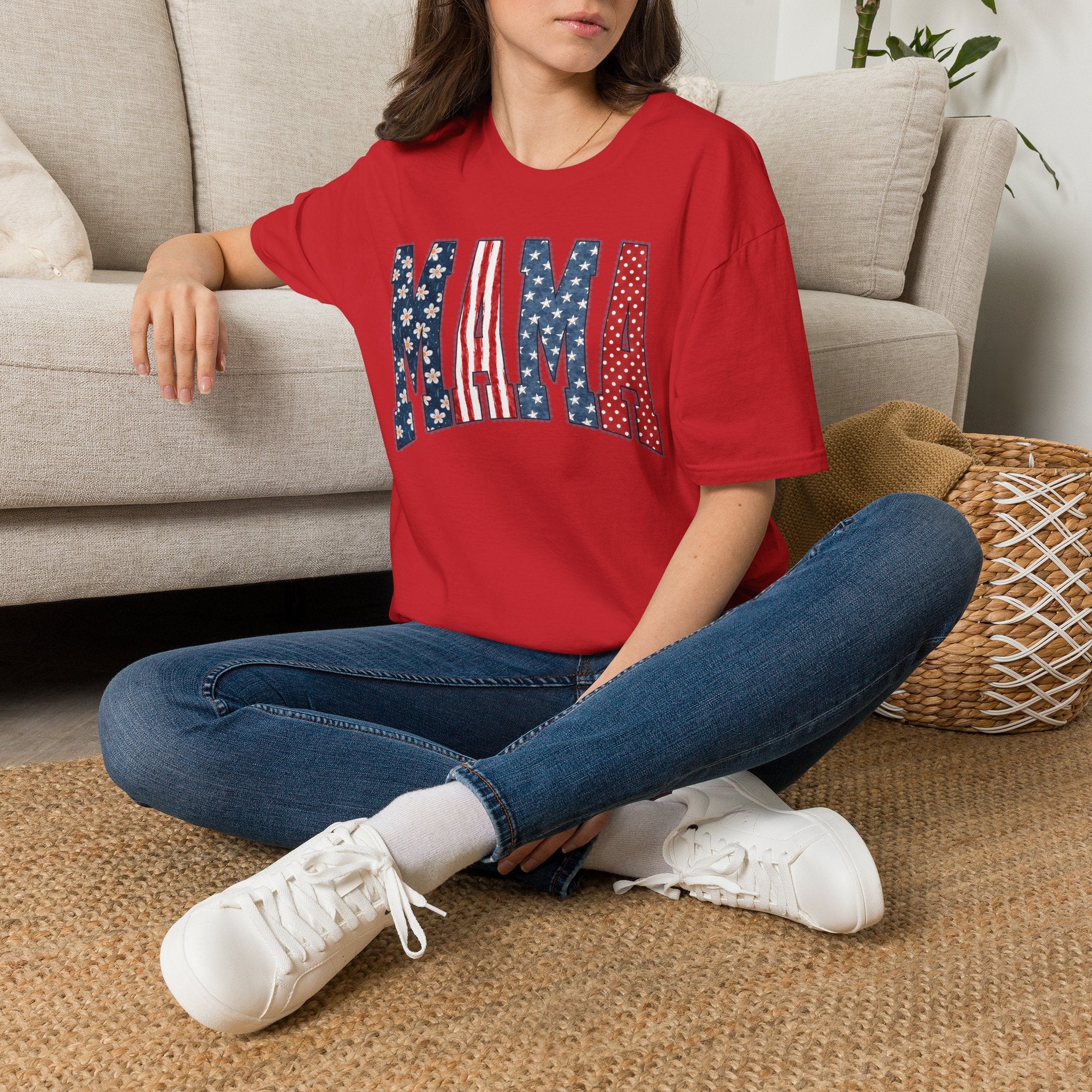 Mama T‑Shirt — Patriotic American Flag Floral Mama Tee for Mother's Day & 4th of July