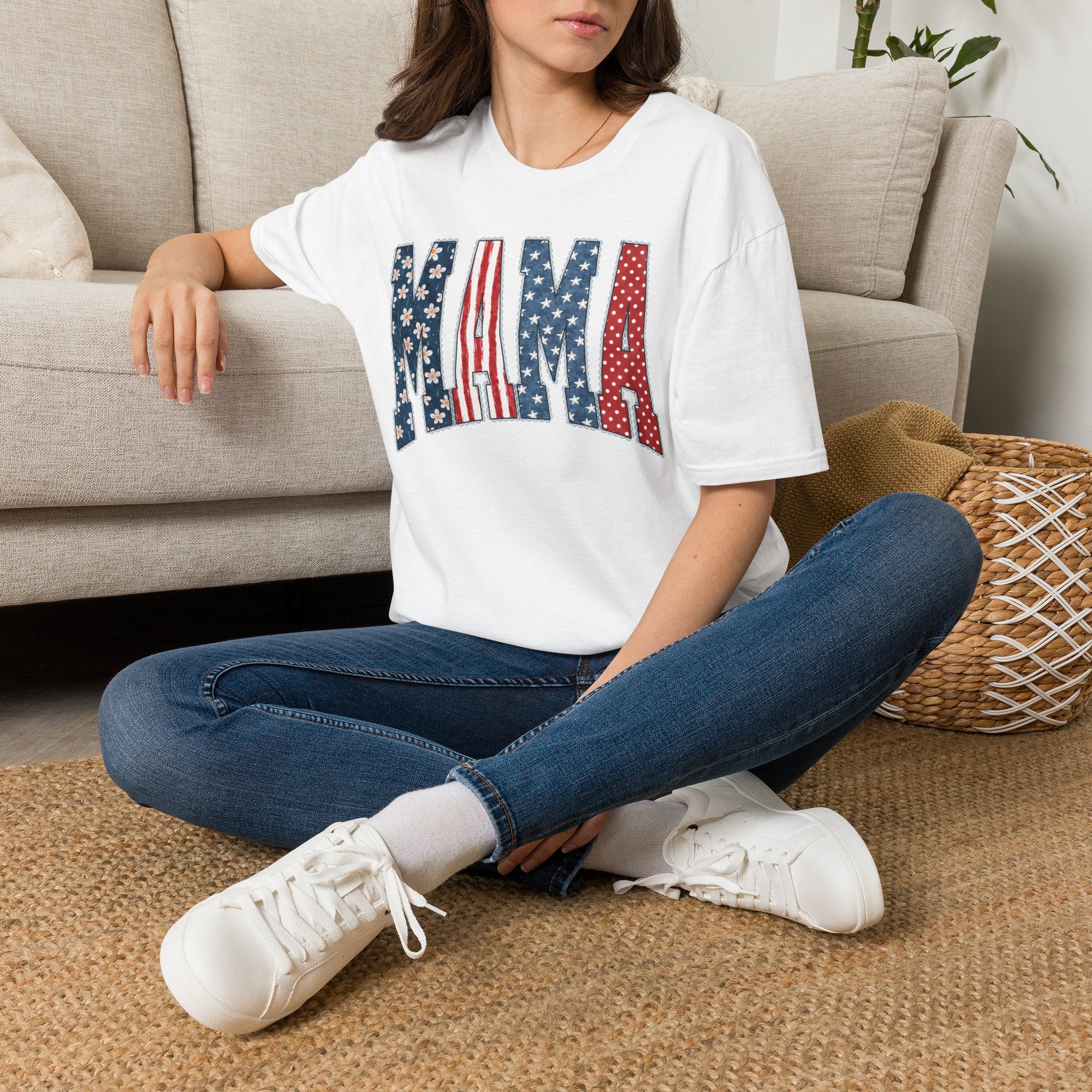 Mama T‑Shirt — Patriotic American Flag Floral Mama Tee for Mother's Day & 4th of July